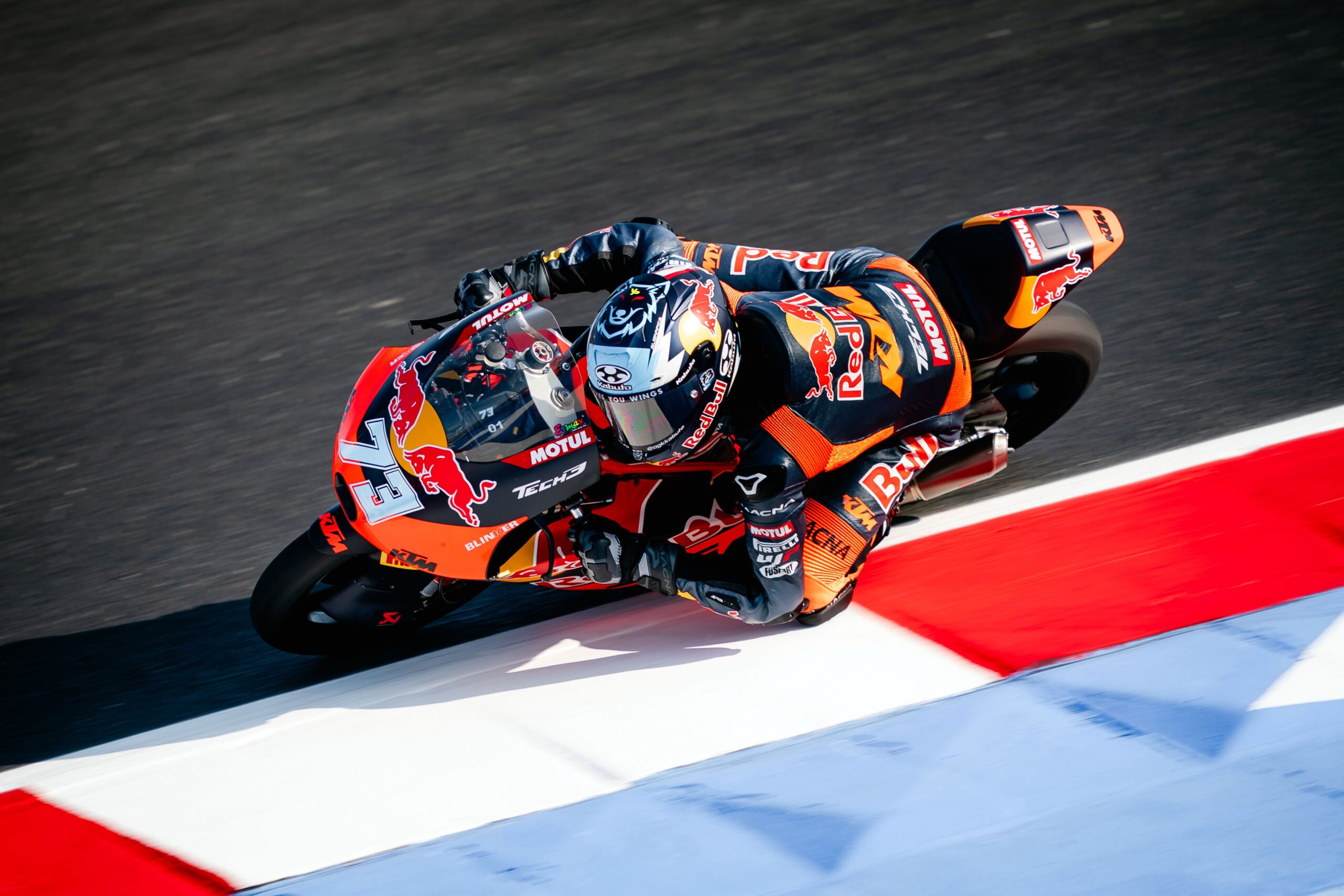 Rueda se impone en tensa definición de Moto3 en Misano; Perrone lucha y acaba sexto