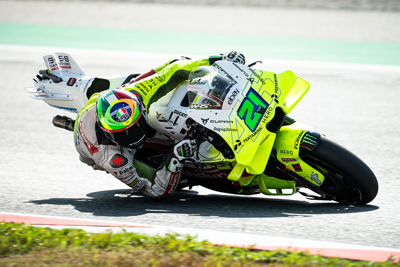 MotoGP pune Morbidelli por desobedecer fiscais após acidente na Catalunha