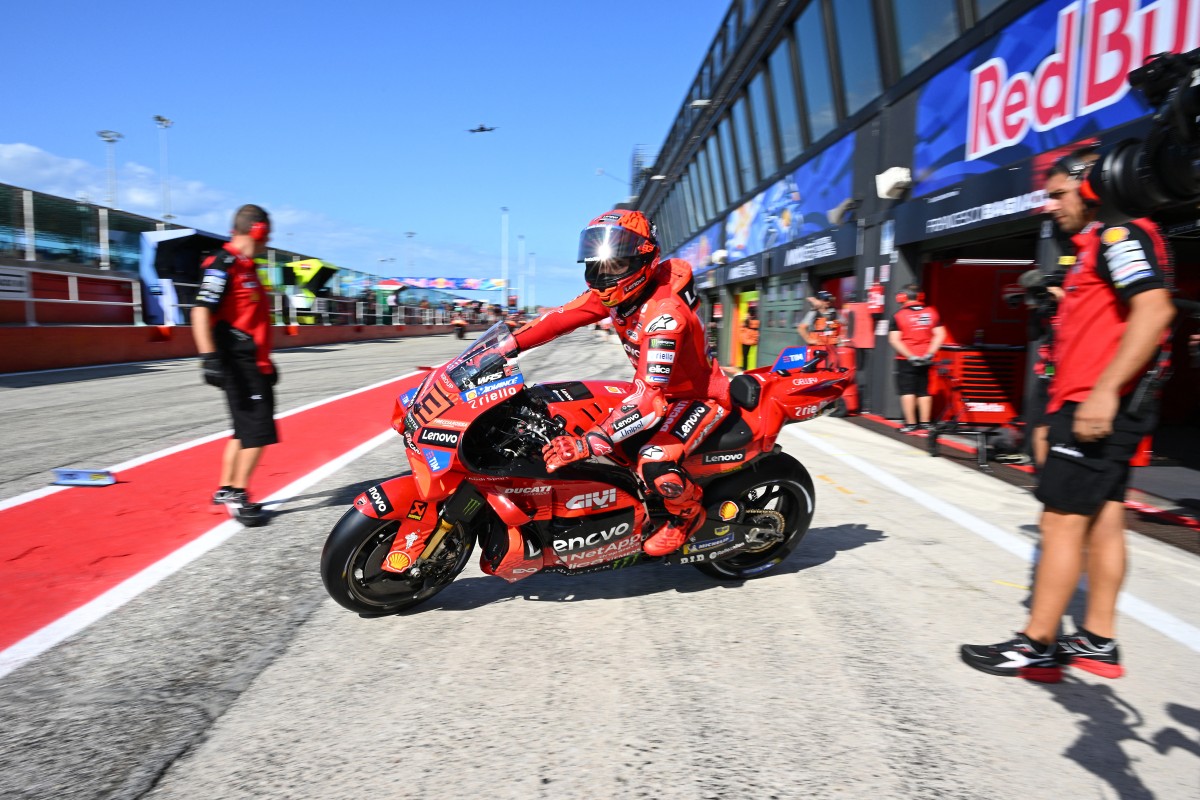 Marc Márquez rege Ducati com sangue nos olhos por match-point no Japão
