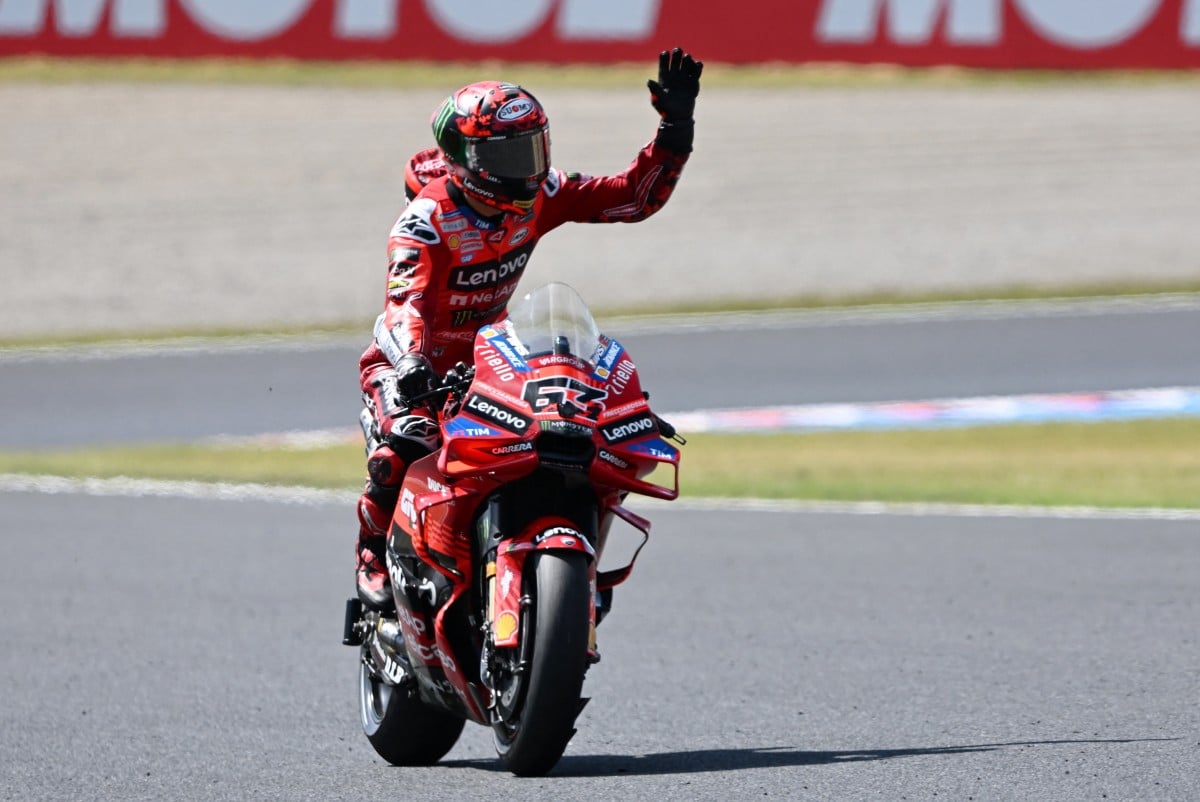 Bagnaia domina carrera sprint del GP de Japón de MotoGP; Marc Márquez acaba segundo