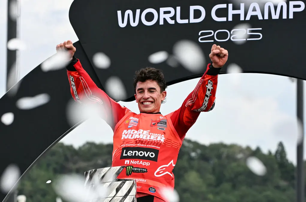 Agostini, Lawson, Rossi, Stoner y Márquez: los campeones con diferentes fabricantes