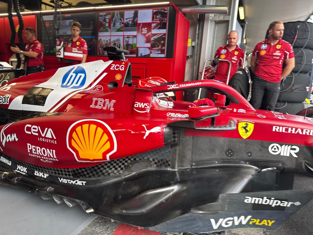 Leclerc destaca potencial de Ferrari, pero ve a McLaren «en otro planeta» en Azerbaiyán