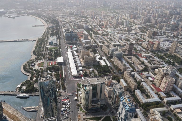 Fórmula 2 põe corrida extra em Baku, mas mantém indefinição sobre Catar e Abu Dhabi