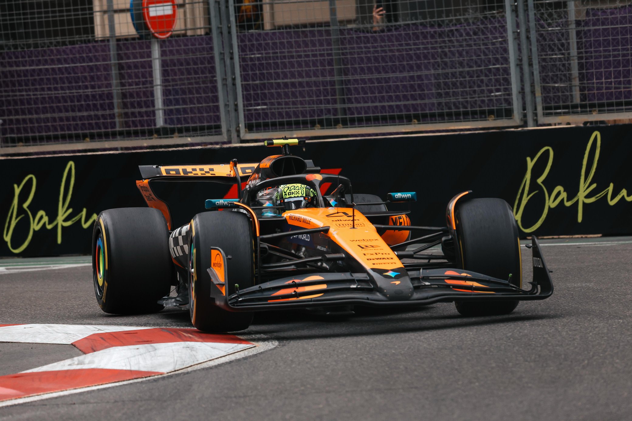 McLaren ve a un Piastri «atípico» y evalúa 7° puesto de Norris: «El coche no era rápido»