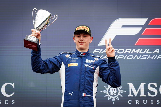 Giusti confirma permanencia en MP Motorsport para la temporada 2026 de F3