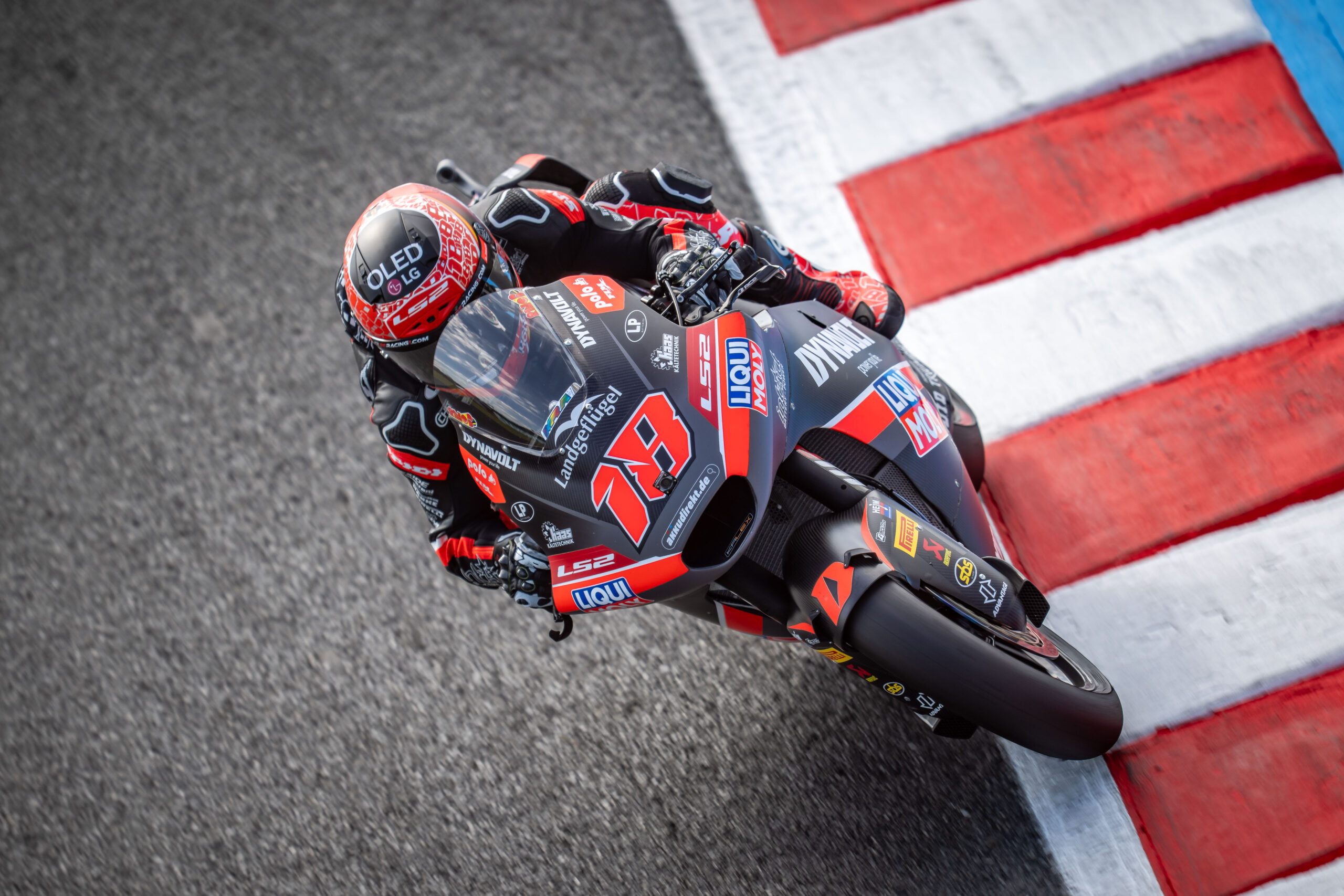 González supera Holgado no Japão e crava 7ª pole na Moto2 2025. Moreira larga em 5º