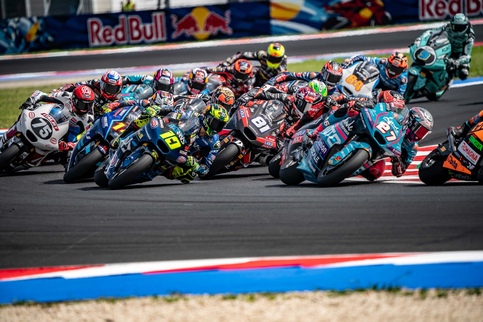 Chefe da Tech3 abraça mudanças e diz que MotoGP “não é ameaça para classes menores”