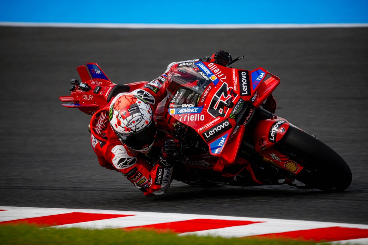 Bagnaia cita trabalho conjunto e diz que Stoner e Poggiali “ajudaram muito” em reação