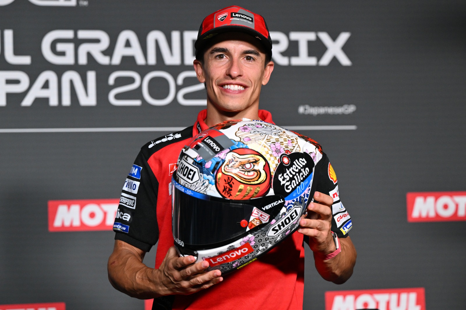 Marc Márquez fica a 6 pontos do título após sprint. Confira matemática da MotoGP 2025