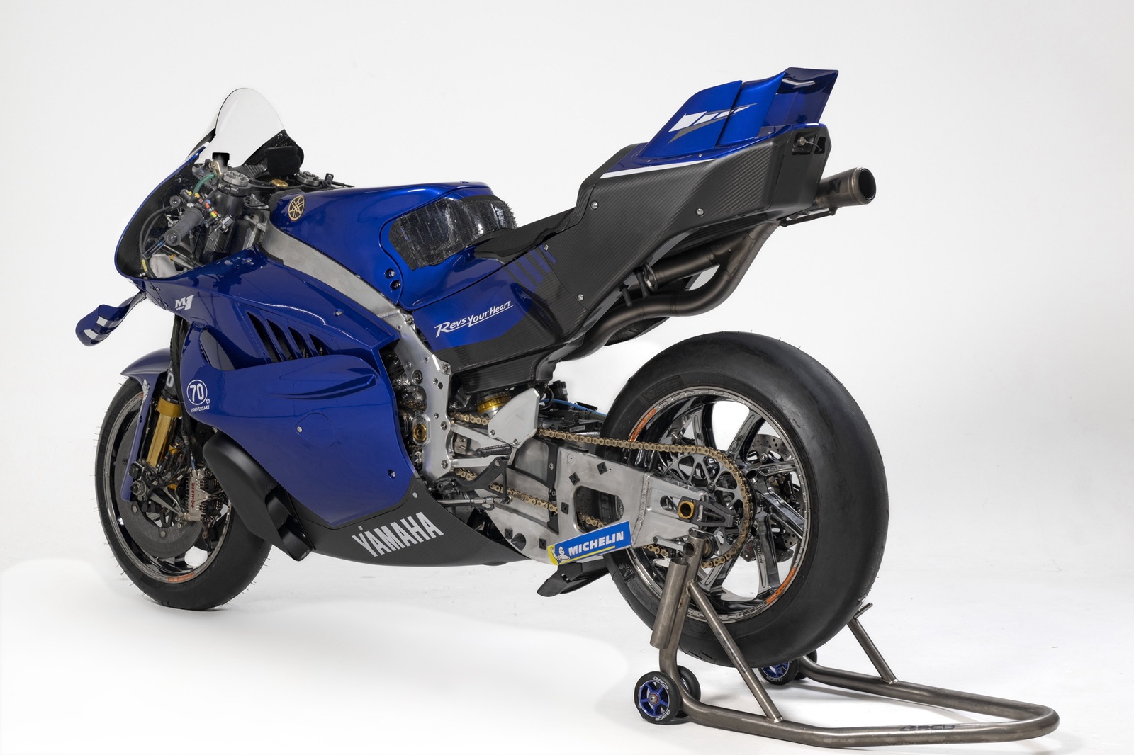 Yamaha destaca esforço por V4 e promete correr “com o que se provar mais competitivo”