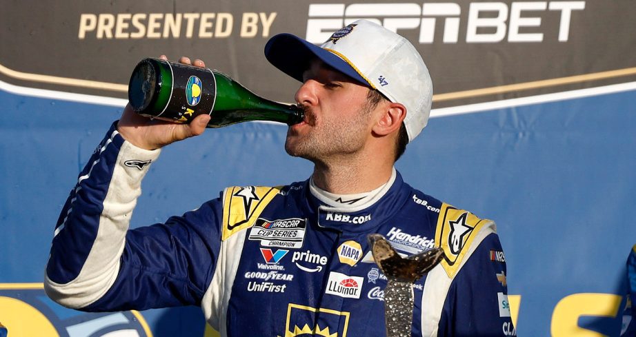 Elliott garante 2ª vaga no Round of 8: como estão playoffs da Nascar após Kansas