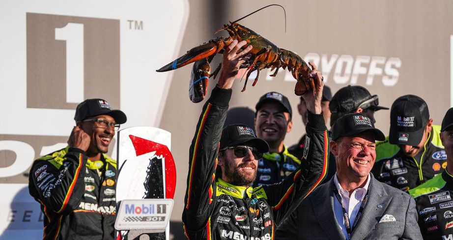 Blaney quebra domínio da Toyota na Nascar e garante vaga com vitória em New Hampshire