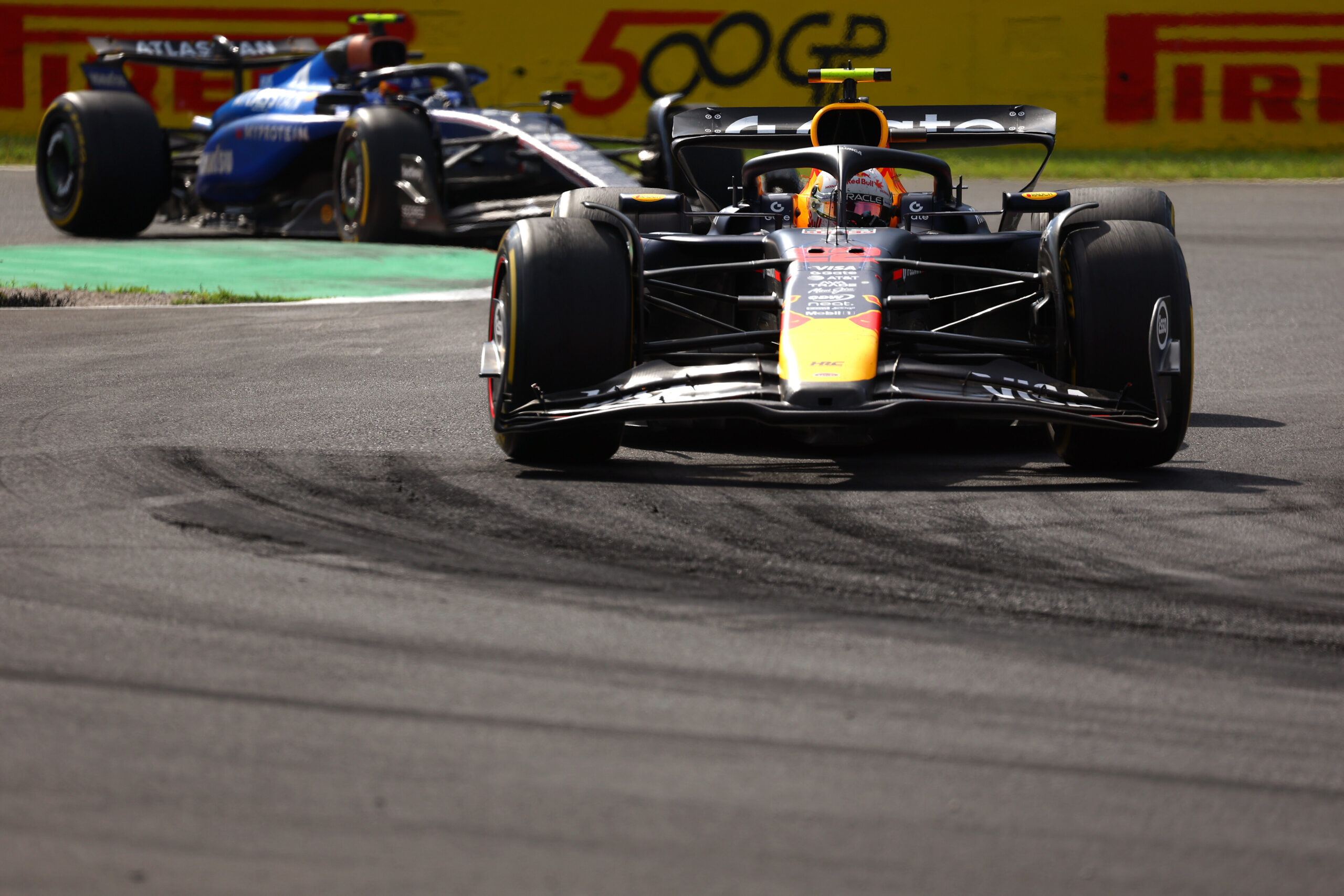 Red Bull admite que el motor de F1 2026 «no estará al nivel de Mercedes y Ferrari»