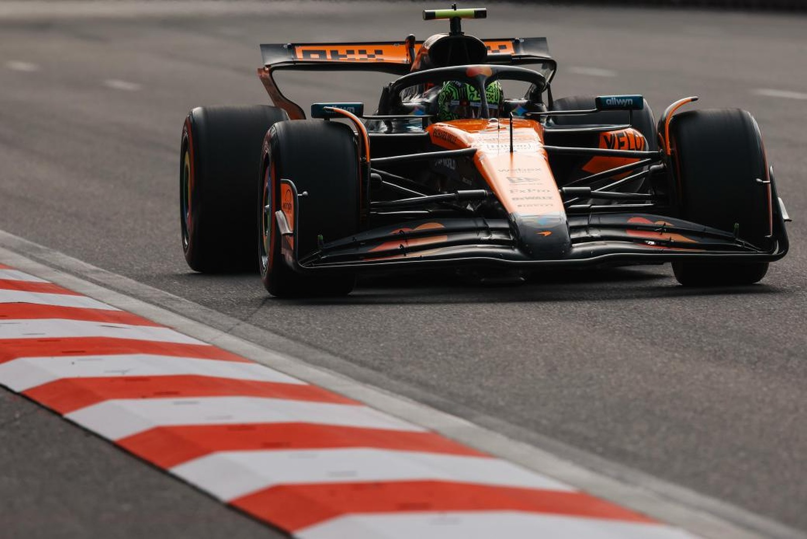 McLaren defende estratégia em Baku e responsabiliza Norris: “Volta não foi boa”