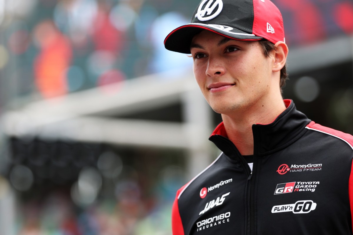 Bearman admite que “ficou com inveja” de outro novato na F1: “Tem um talento incrível”
