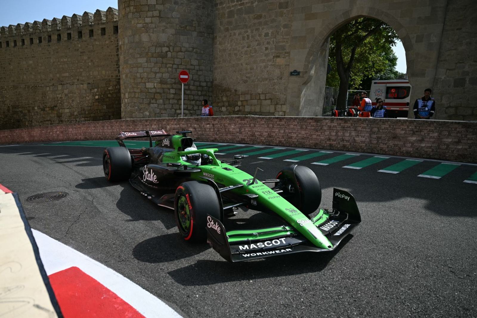 Hülkenberg aponta “base sólida” e fala em “ajustar detalhes” com Sauber no Azerbaijão
