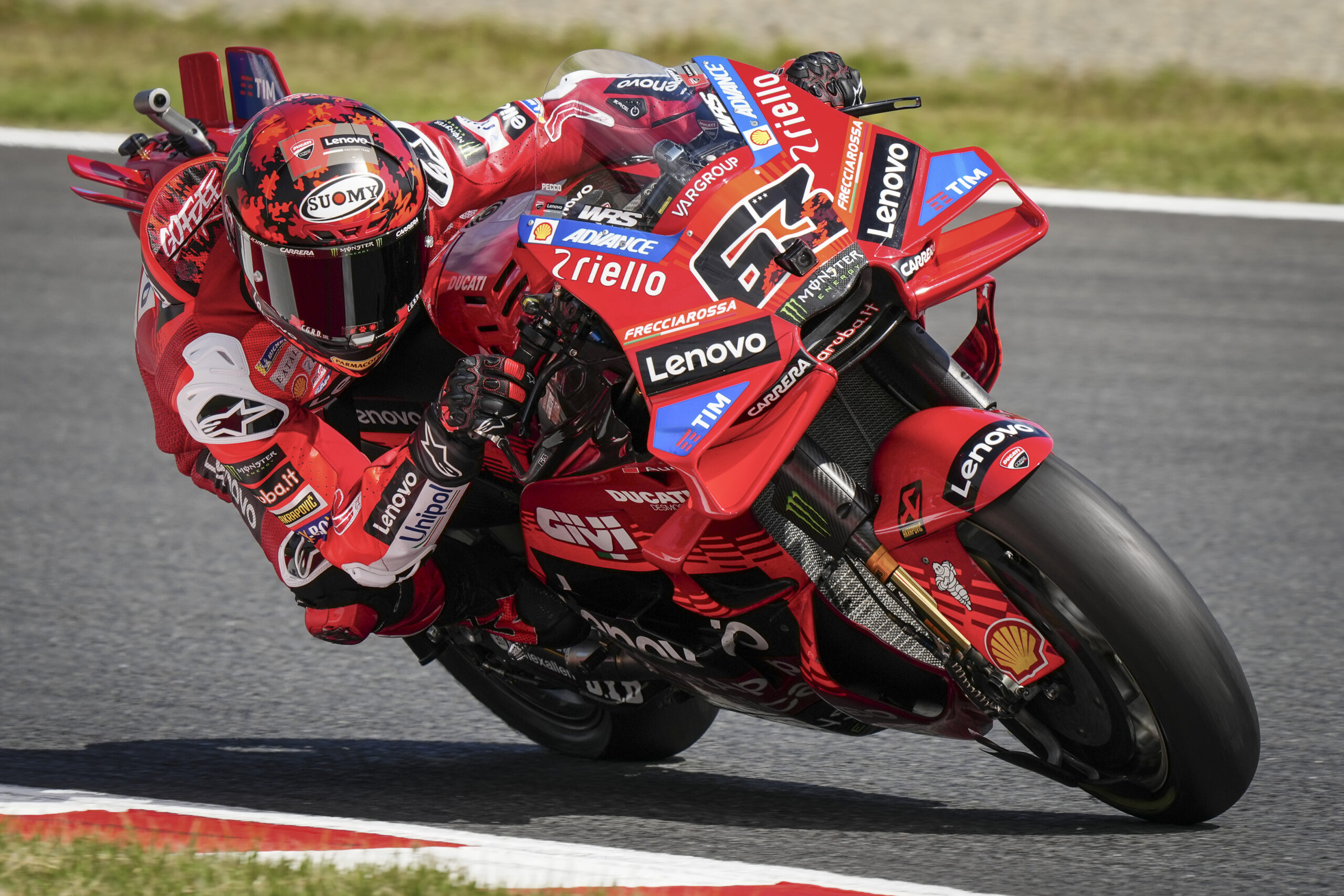 Bagnaia frustra surpreendente Mir e crava pole da MotoGP no Japão. Marc Márquez é 3º
