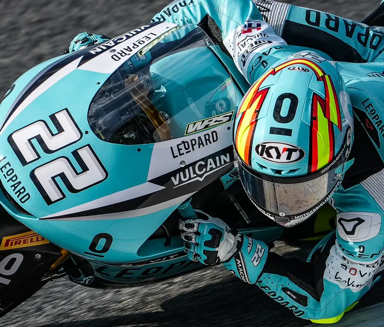 Almansa encabeza el entrenamiento de Moto3 en Misano; Perrone pasa a Q2 en 4° puesto