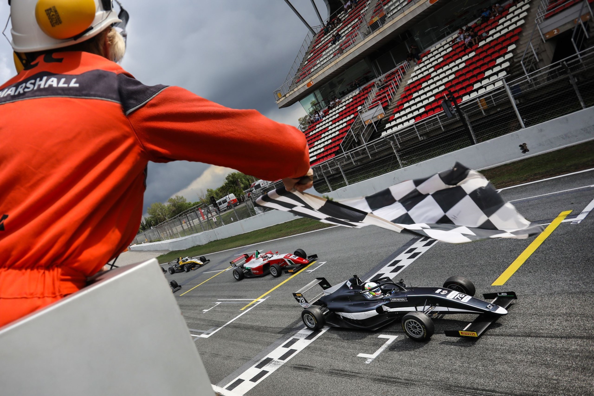 Nakamura-Berta e Gomez vencem em etapa da F4 Italiana afetada pela chuva em Barcelona