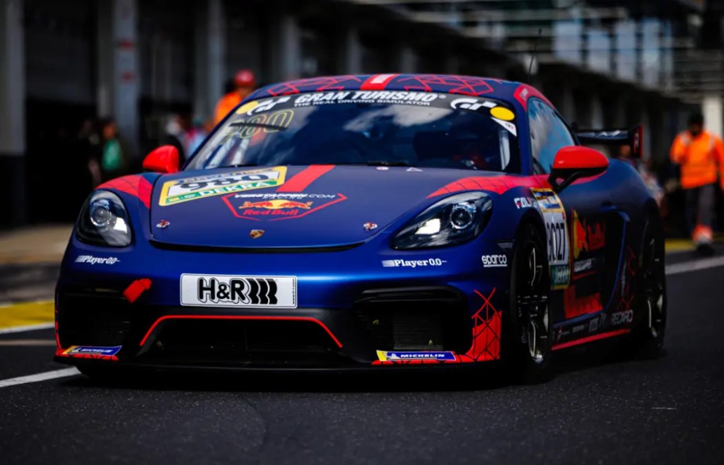 Verstappen explica su deseo de correr en el Nordschleife: “Es mi afición”