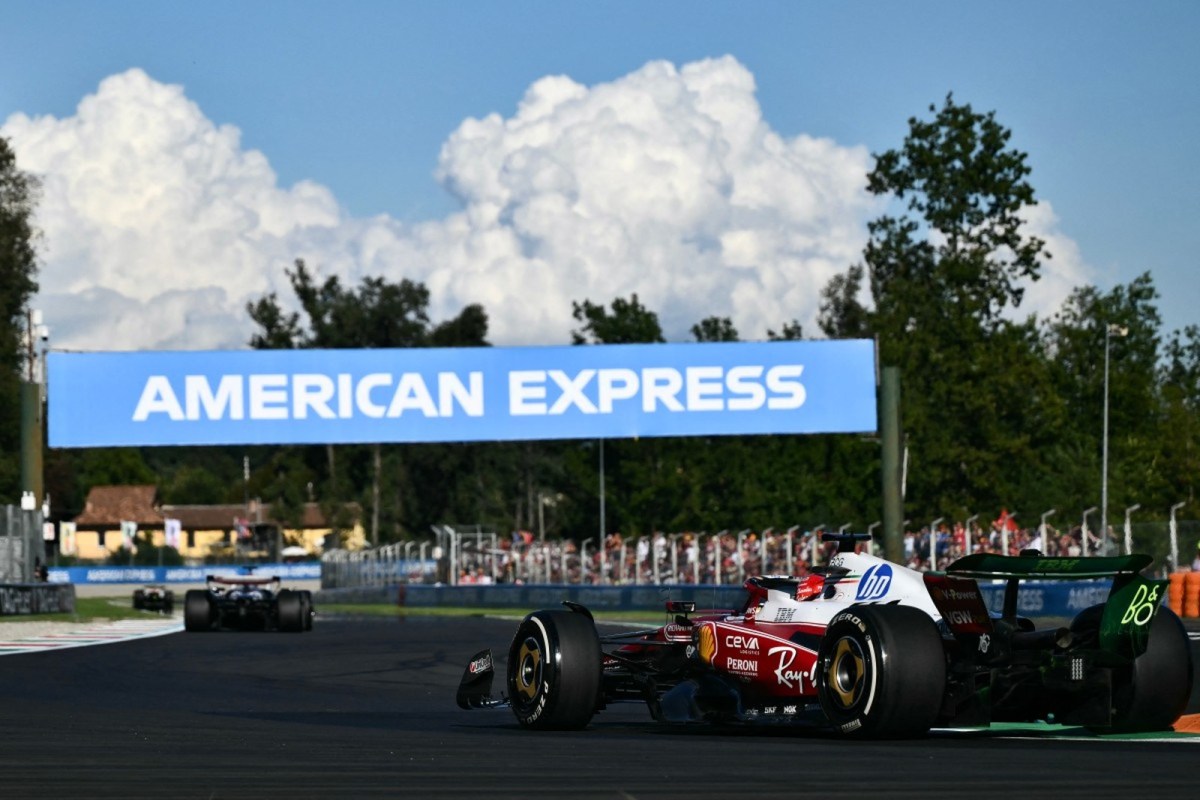 Leclerc questiona mexidas da Ferrari para TL2 em Monza: “Não sei se foi direção certa”