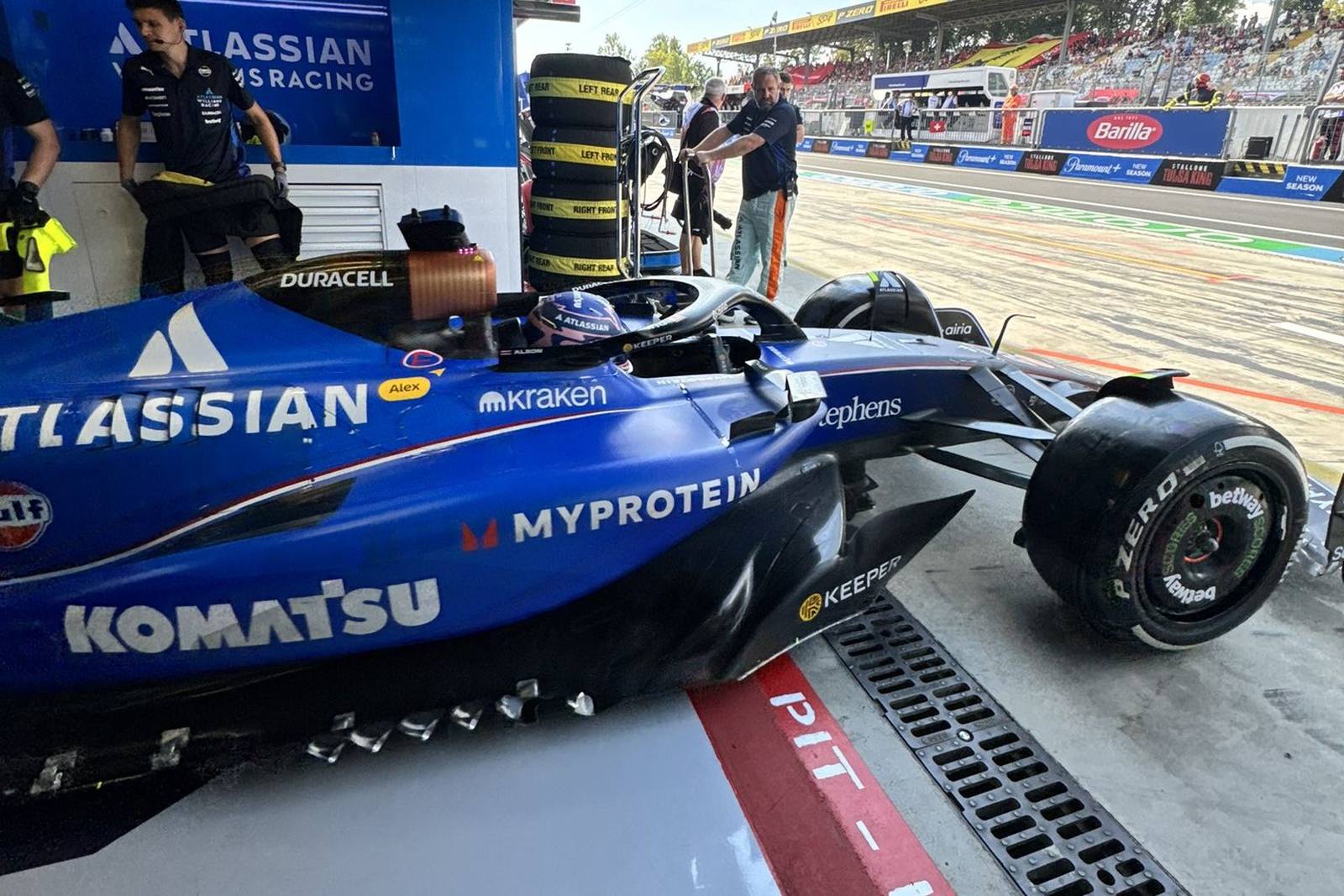 Albon aprova “carro rápido” da Williams na Itália: “Questão é repetir amanhã”