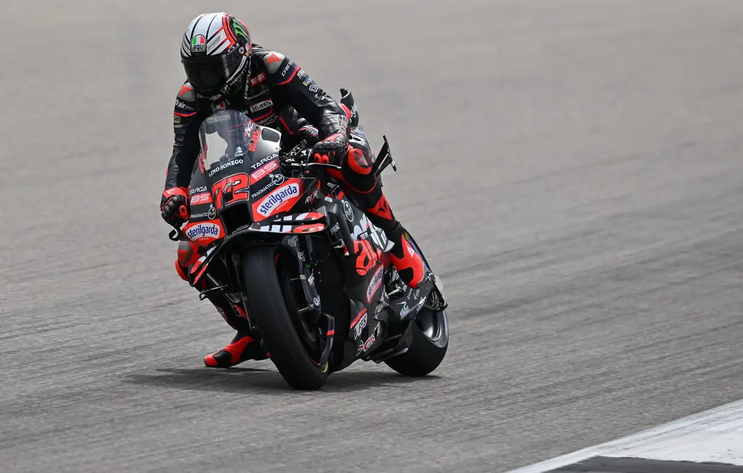 Aprilia se entusiasma y dice que Bezzecchi “merece el tercer puesto” en MotoGP 2025