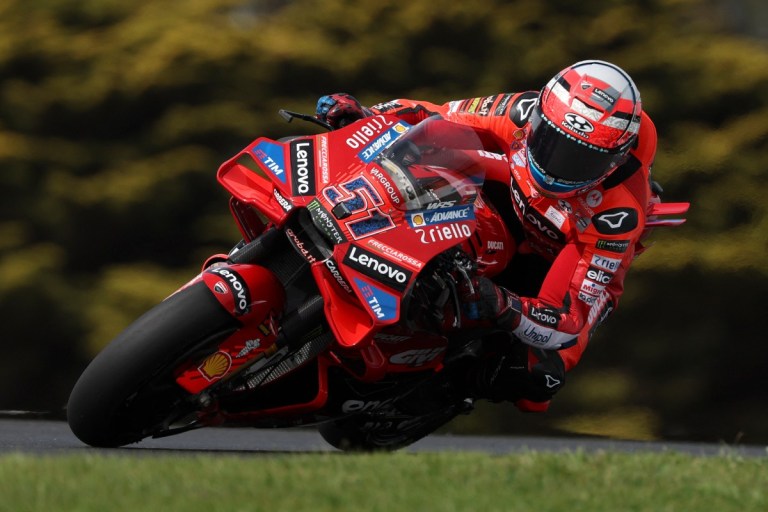 Pirro prevê Ducati oscilante para 2ª metade da MotoGP 2026: “Projeto atual acabou”