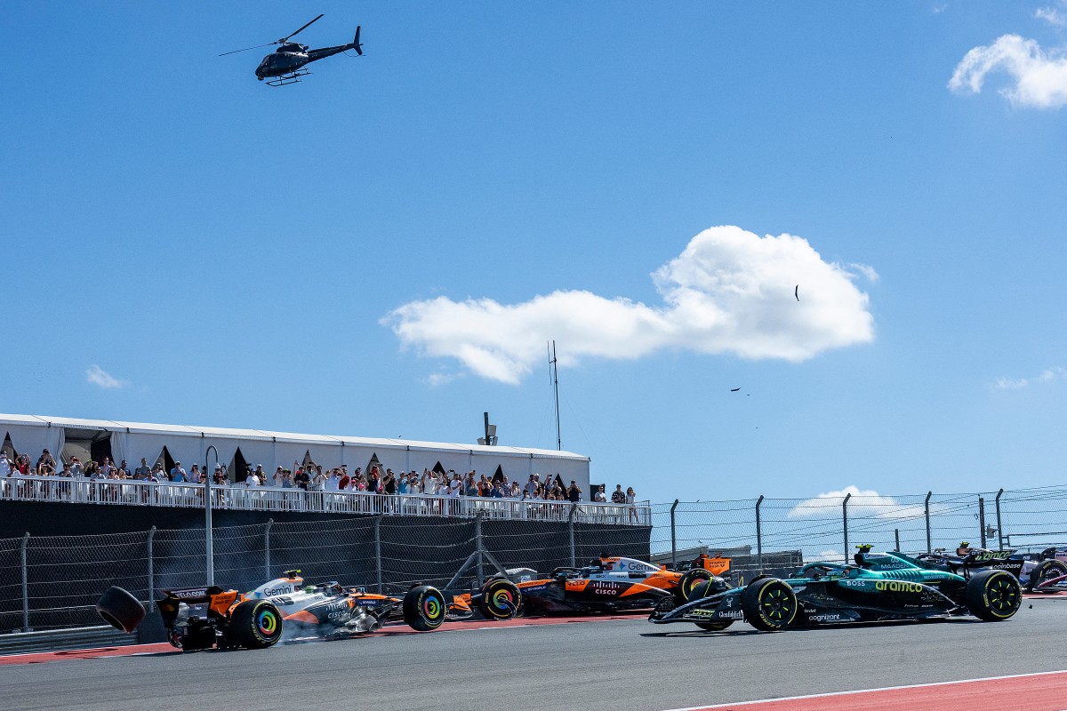 Red Bull brinca e diz que batida em largada da sprint dos EUA “foi culpa de Alonso”