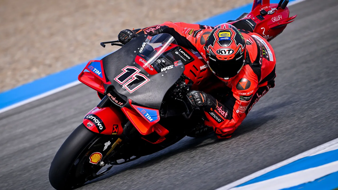 Ducati anuncia a Bulega como reemplazo de Marc Márquez en Portugal y Valencia