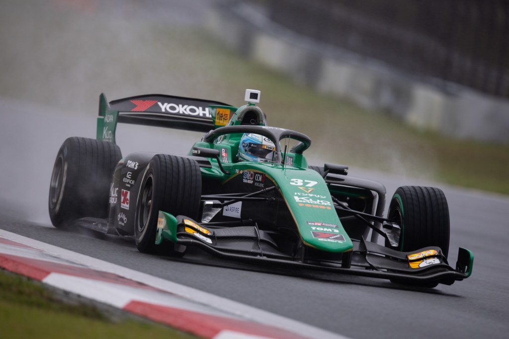 Fenestraz vuelve a la victoria en una carrera suspendida de Súper Fórmula en Fuji
