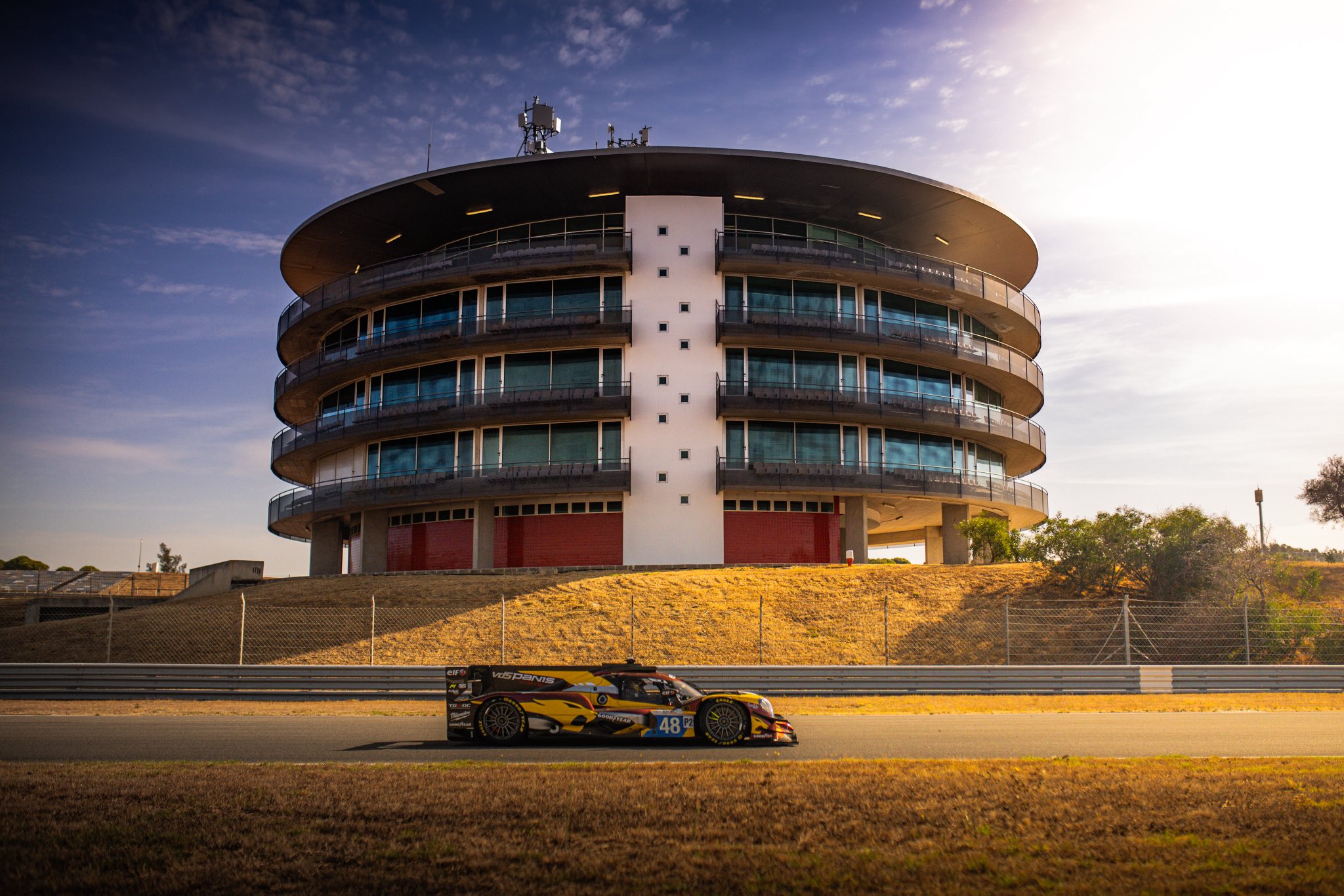 VDS Panis #48 vence em Portimão e leva ELMS. Sette Câmara é 3º na LMP2 Pro-Am