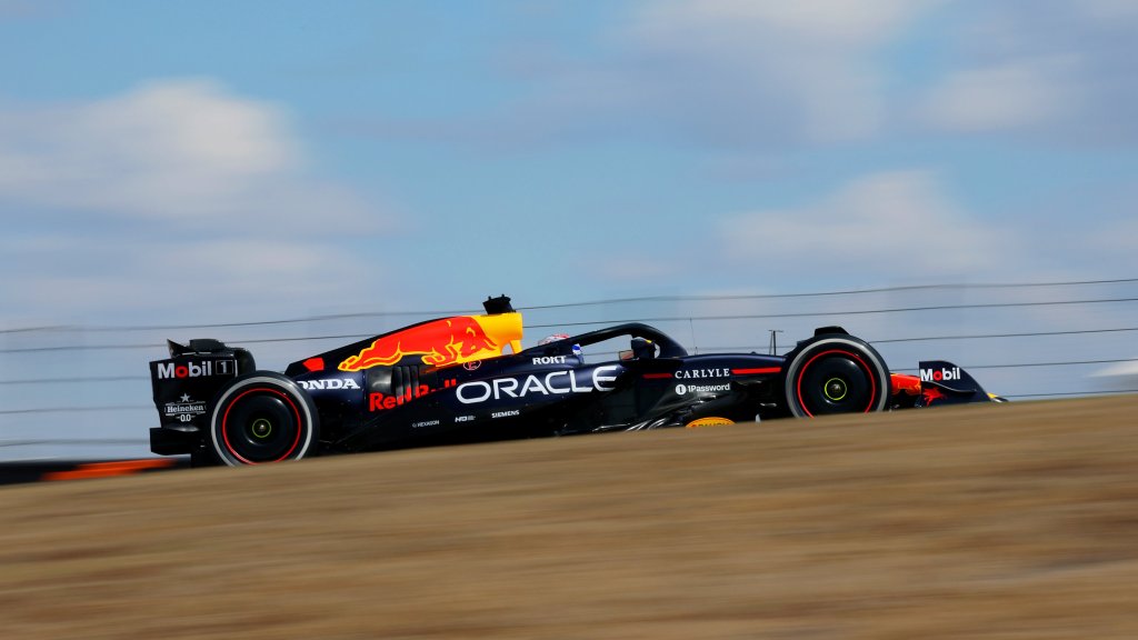 Verstappen doblega a los McLaren y hace la pole para la sprint de Austin; Colapinto, 17°