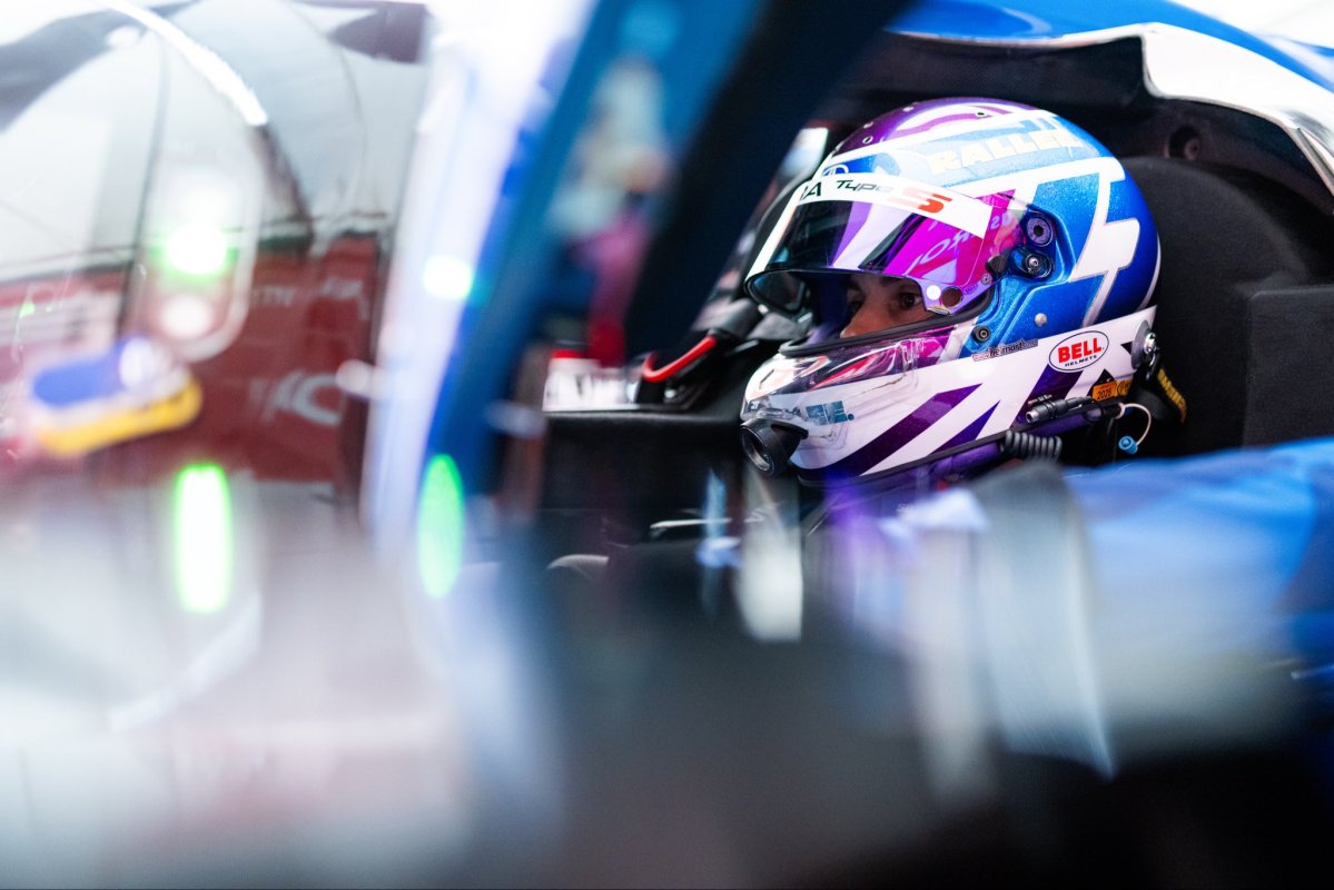 Blomqvist mantém Acura #60 na ponta da Petit Le Mans após largada caótica. Nasr é 3º