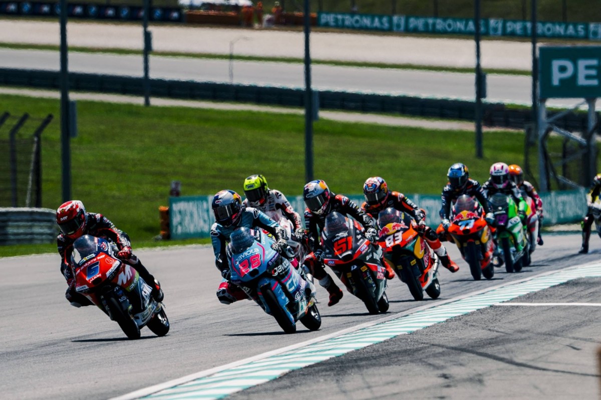 Bagnaia critica realização do GP da Malásia de Moto3 após acidente de Rueda e Dettwiler