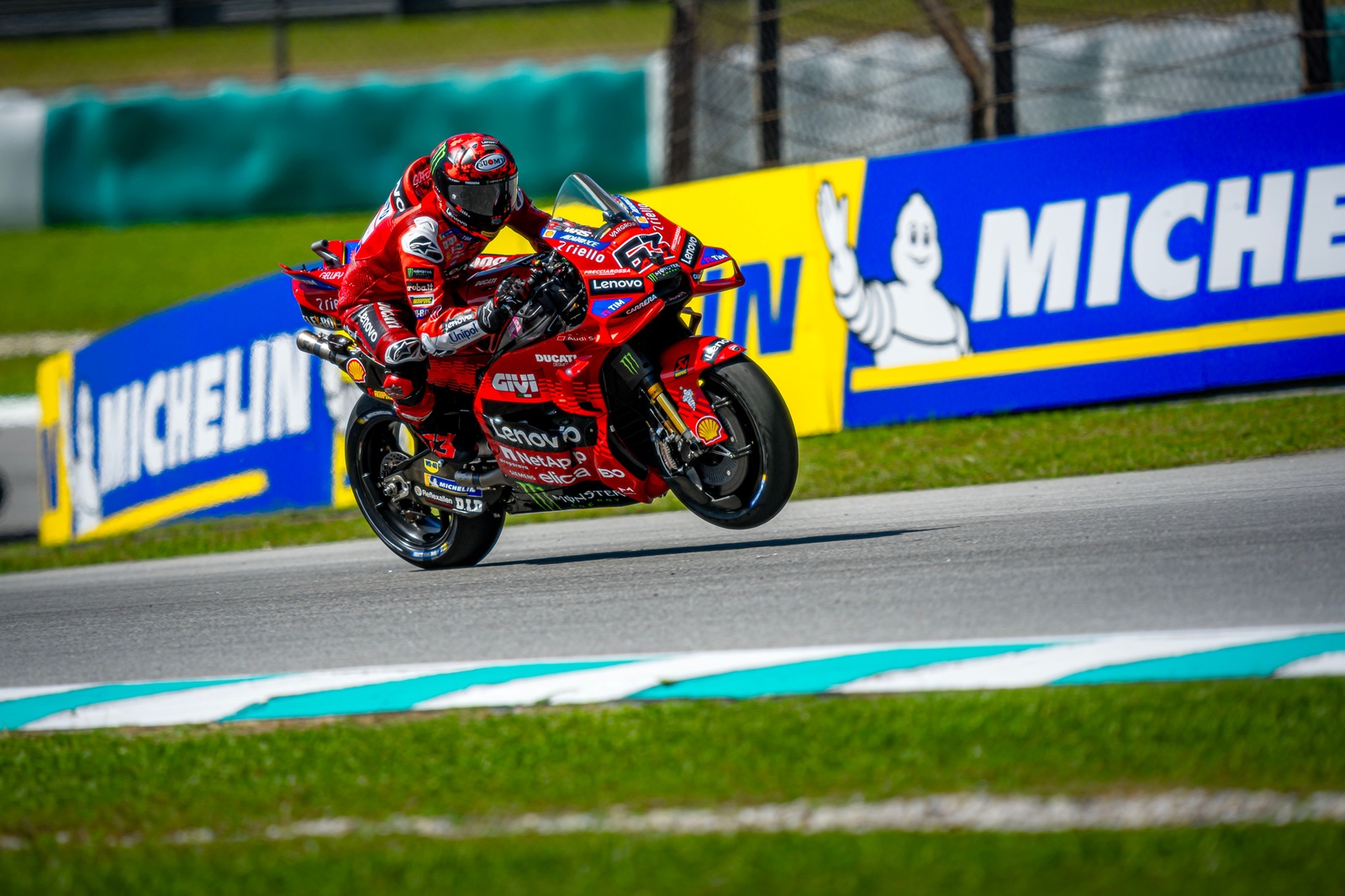 Bagnaia elogia Ducati no GP da Malásia apesar de abandono: “Trabalhamos bem”
