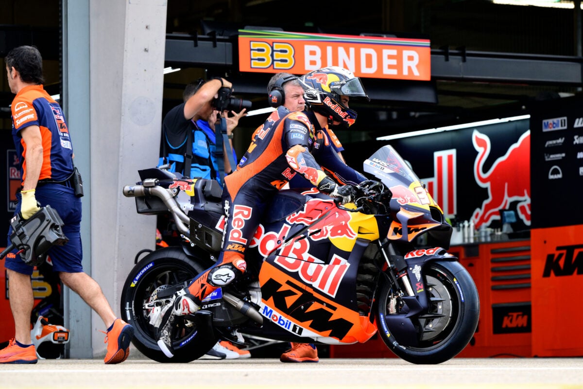 Acosta contiene expectativas y califica al GP de Australia como «la carrera más exigente»