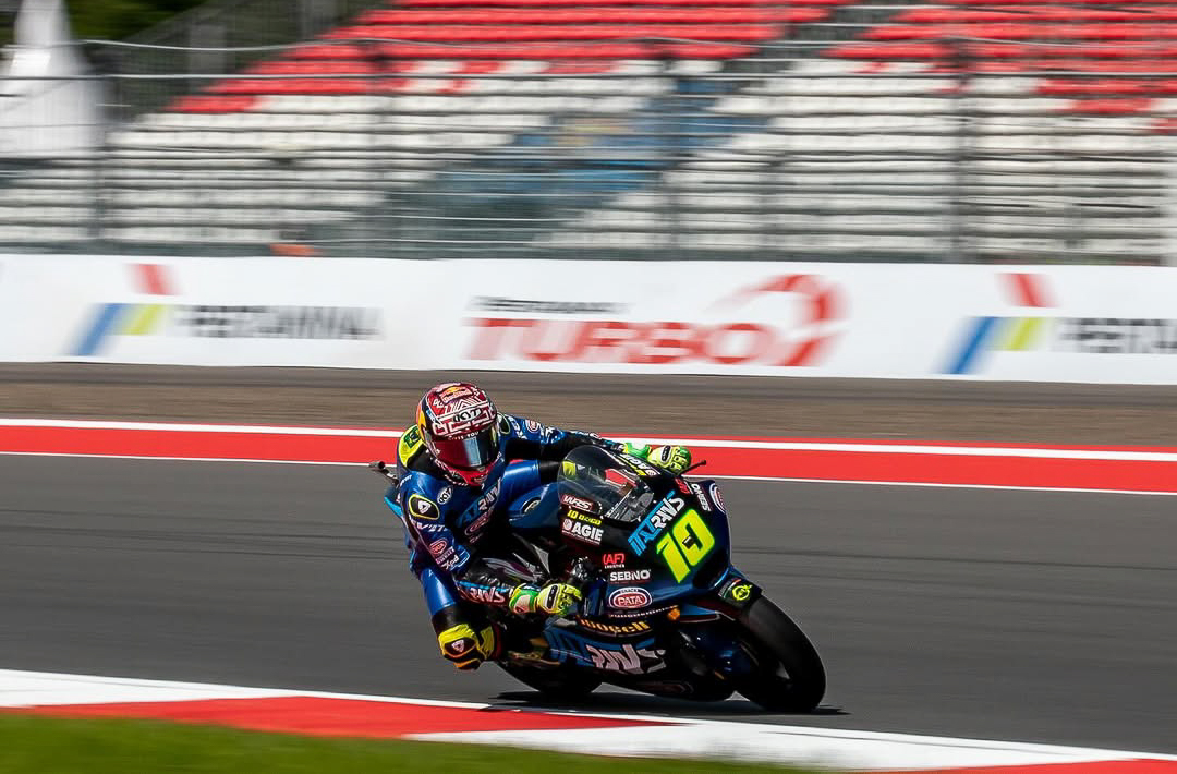Moreira supera Alonso na Indonésia e crava 5ª pole na Moto2 2025. González sai em 4º