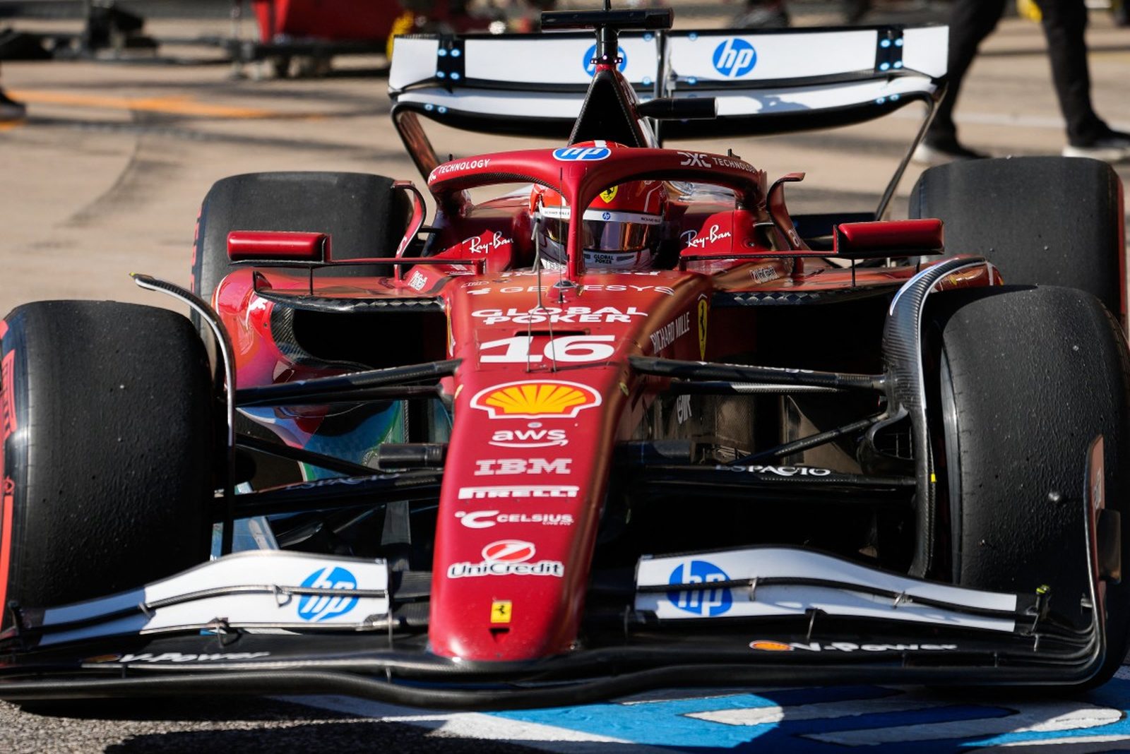 Leclerc admite surpresa com 3º lugar no grid de largada dos EUA: “Carro oscila muito”