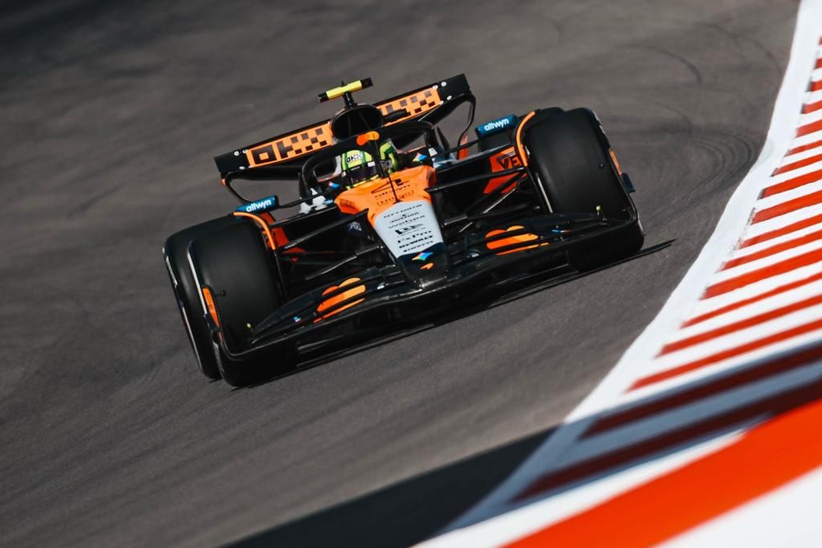 Norris esfria animação de rivais e lidera treino livre do GP dos EUA. Bortoleto é 12º