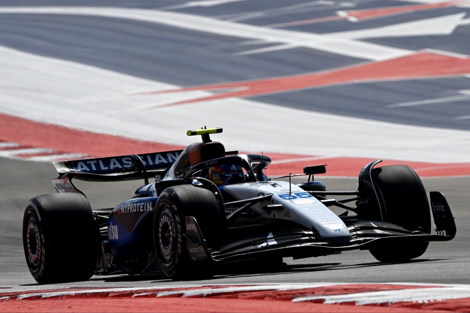 Sainz vê classificação sprint “estranha” e valoriza 7° no grid após perder TL1 nos EUA
