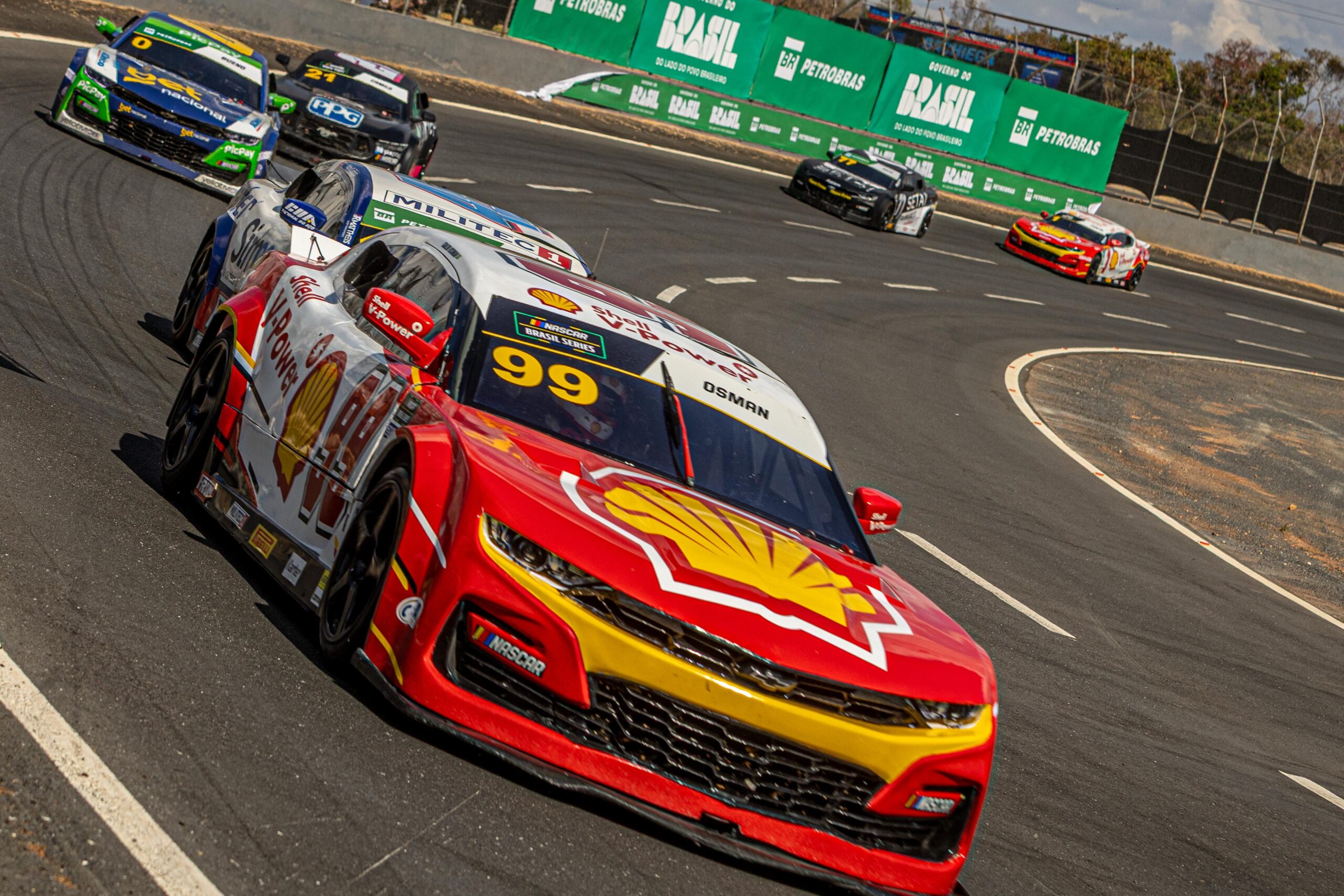Osman tem punição anulada na justiça e recupera vitória em Curvelo pela Nascar Brasil