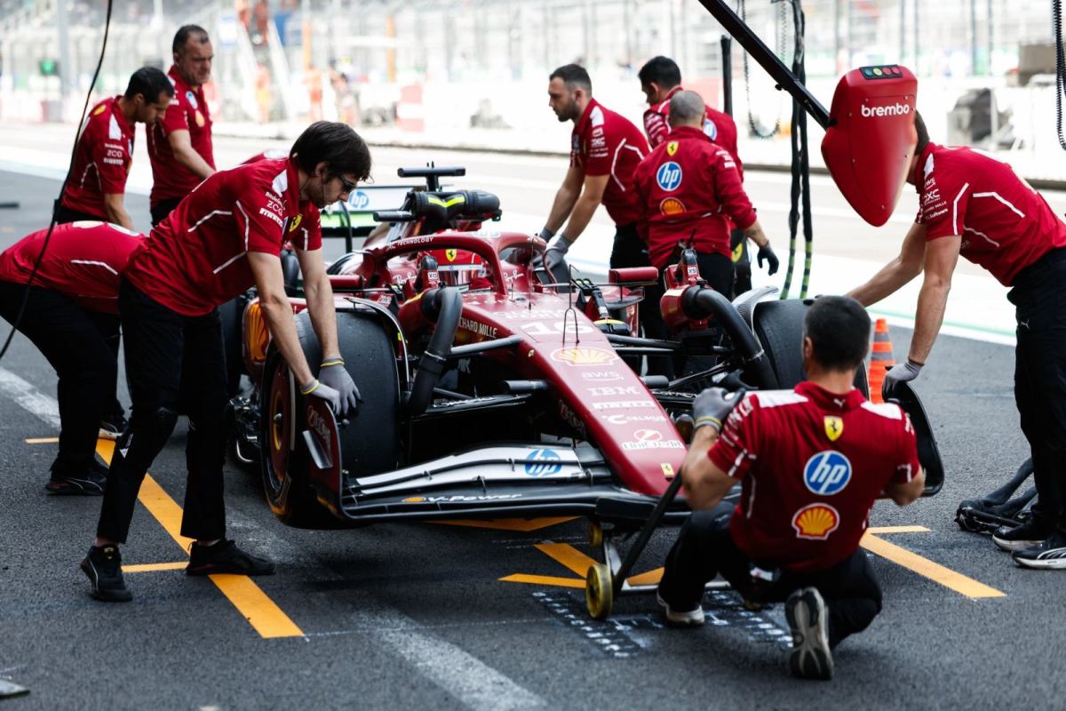 Leclerc aproveita ausências de Verstappen e Norris e lidera TL1 do México. Bortoleto é 5º