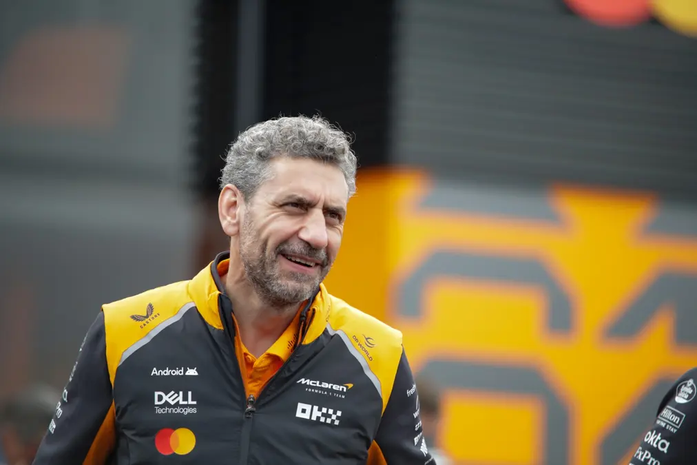 Stella habla de un “nuevo comienzo” y pide que el título de F1 2025 “se quede en McLaren”