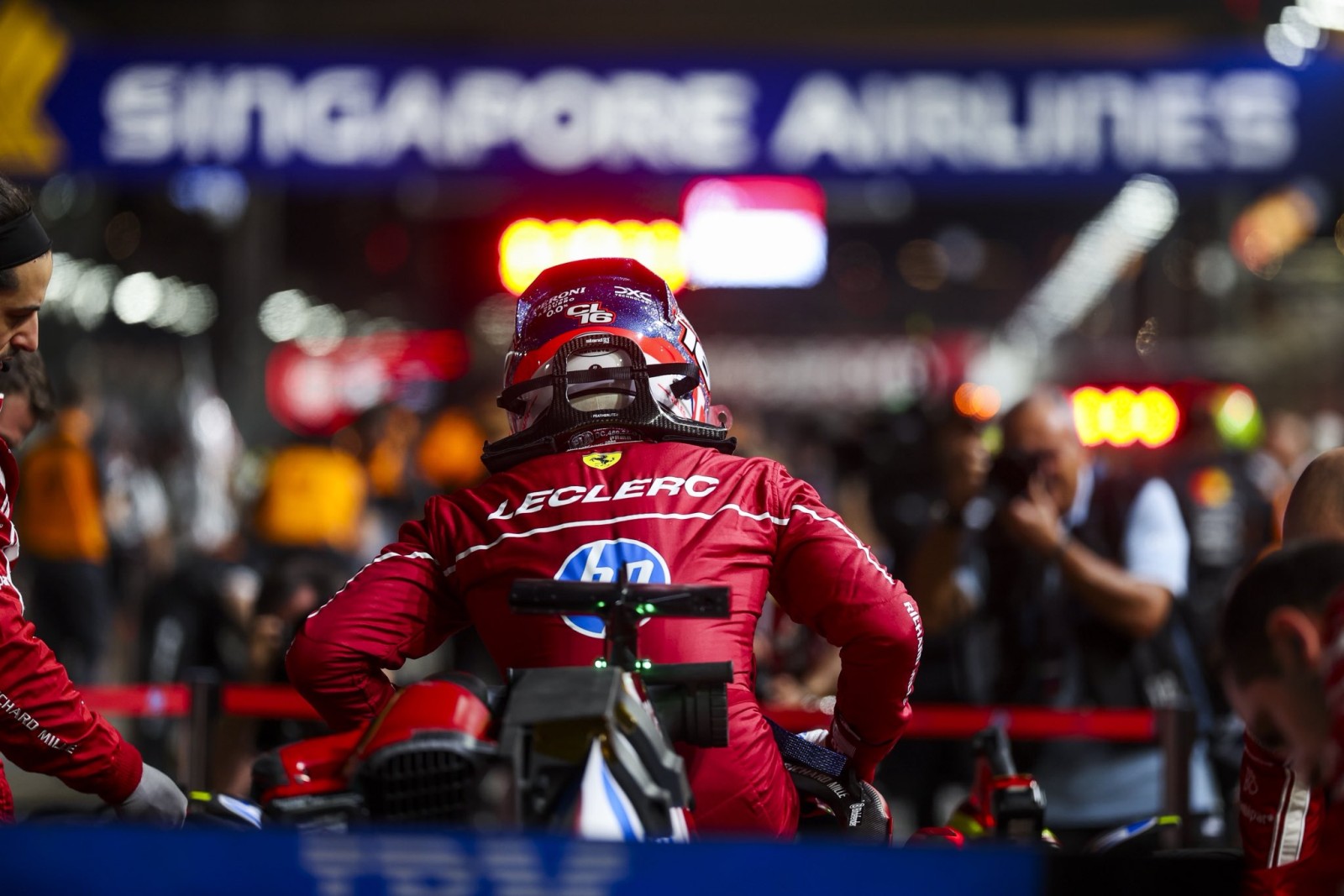 Mario Andretti vê Leclerc “capaz de ser campeão” na F1. Mas “precisa de outro carro”