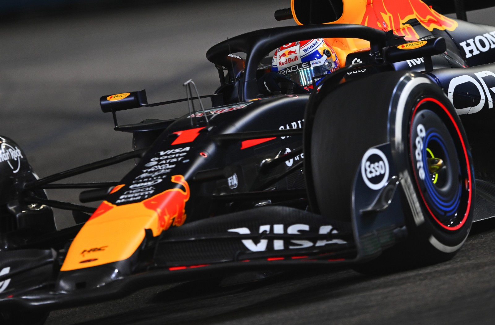 Verstappen se vê longe de título da F1 2025: “Perdemos pontos demais no começo”