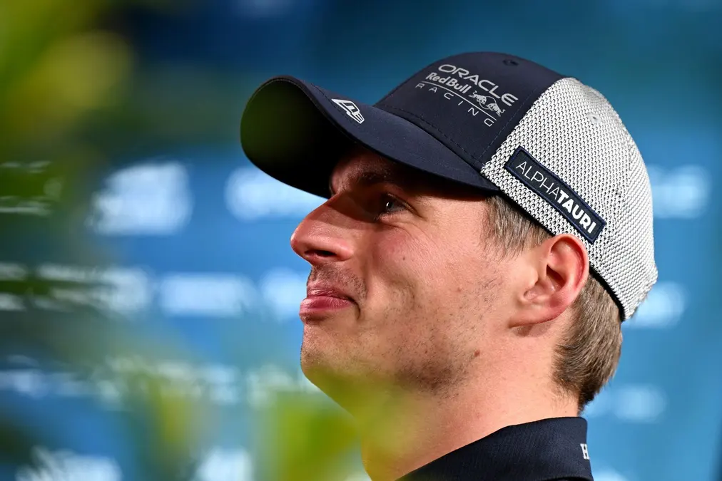 Verstappen atribuye el mérito a una “filosofía diferente” y admite: “Nadie esperaba esto”