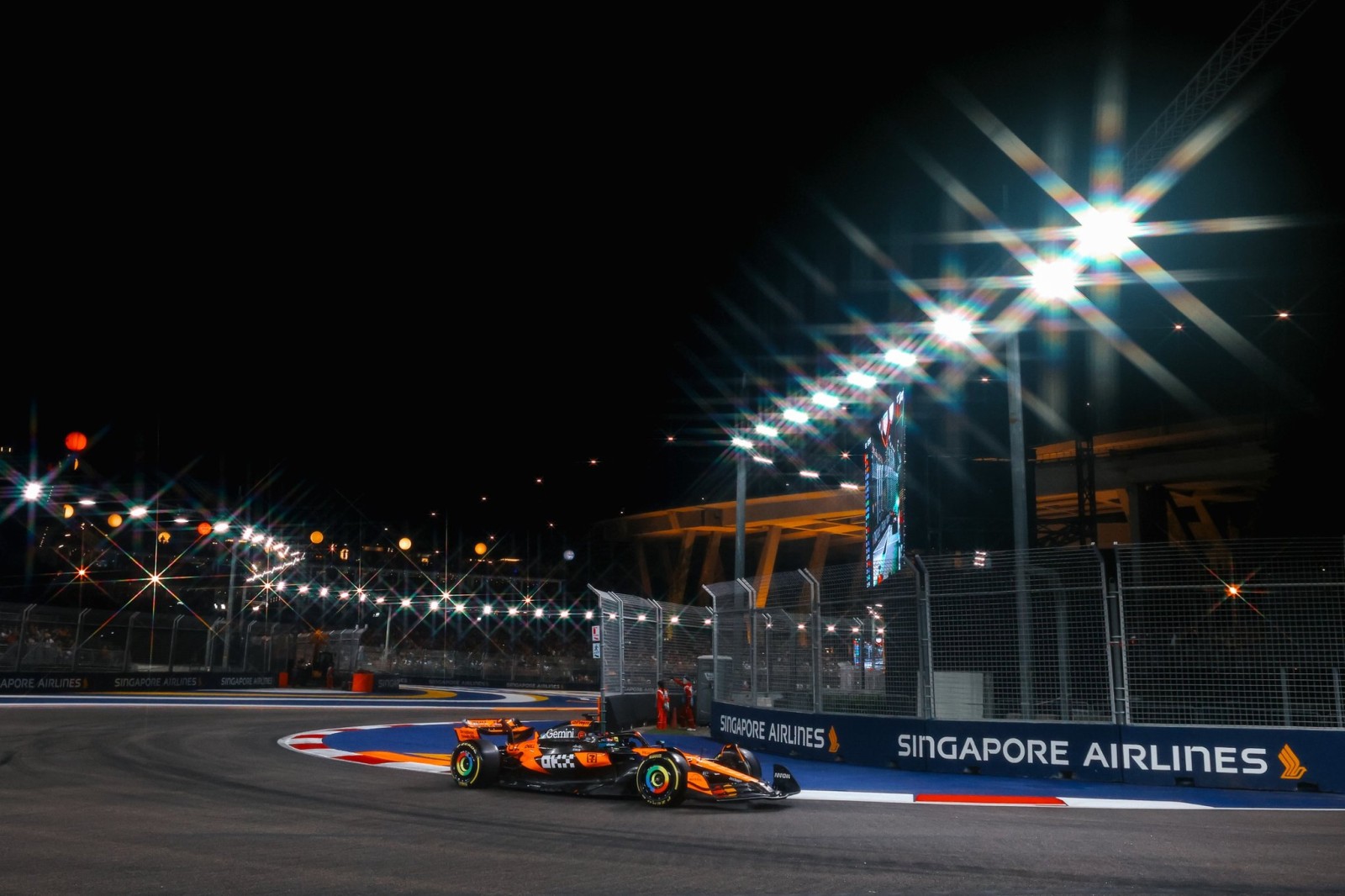 Singapura ensaia armadilha para McLaren e põe Red Bull na rota da disputa do título