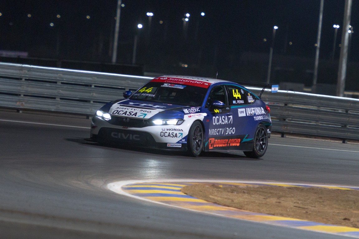 Leonel Pernía comanda classificação e crava pole da etapa de Cuiabá do TCR South America