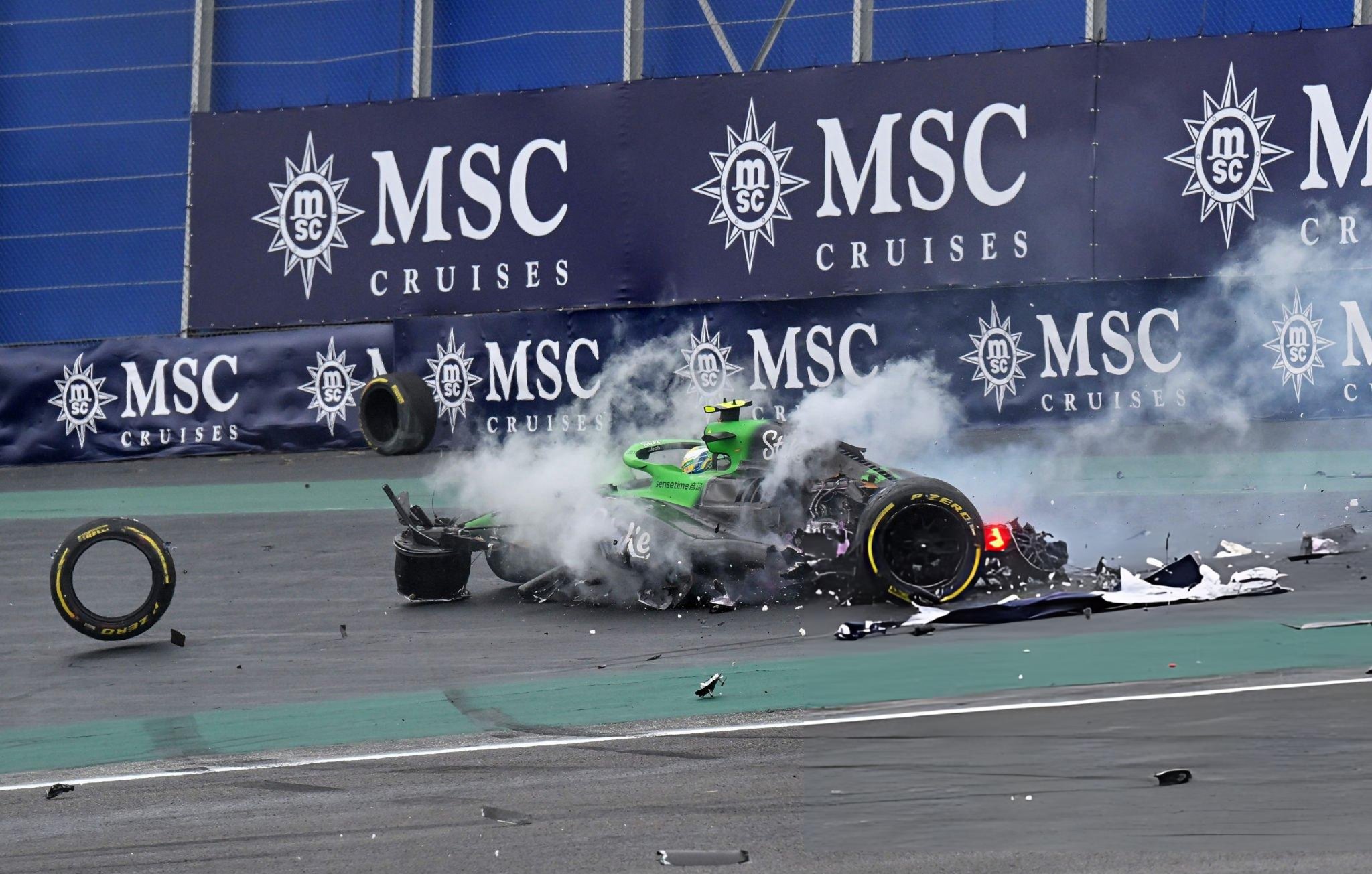 Sauber informa que Bortoleto está bem e sem lesões após acidente na sprint do Brasil
